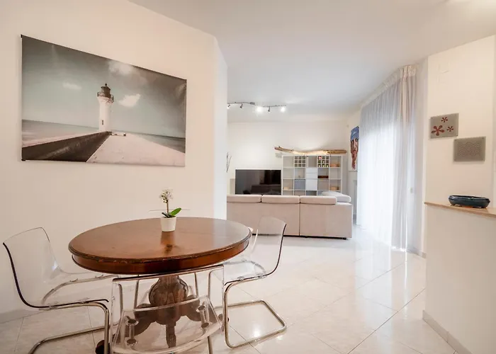 Guesthost - Il Moro Near Palese Train Station! Bari