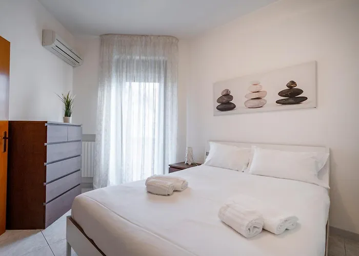 Guesthost - Il Moro Near Palese Train Station! Apartment Bari