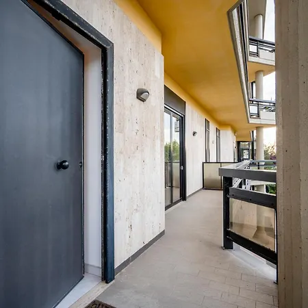 Guesthost - Il Moro Near Palese Train Station! *