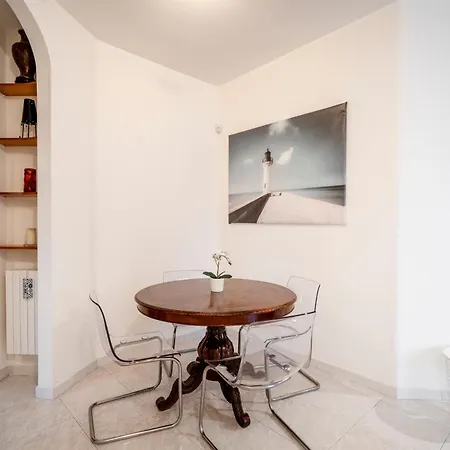 Guesthost - Il Moro Near Palese Train Station! * Bari