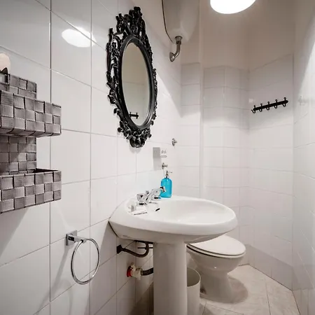 Guesthost - Il Moro Near Palese Train Station! Apartamento