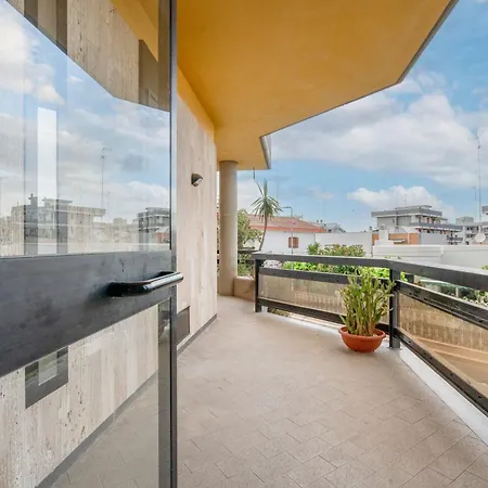 Guesthost - Il Moro Near Palese Train Station!